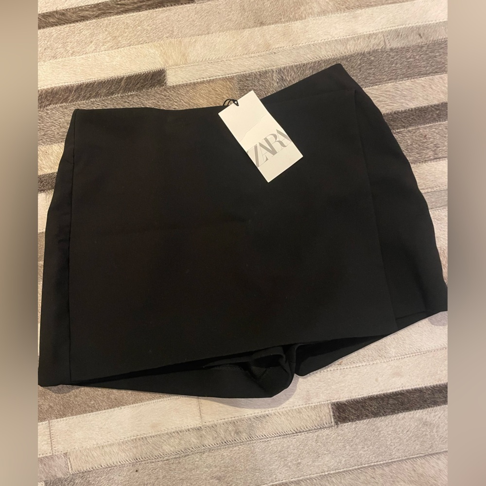 Zara Black Women’s Skort